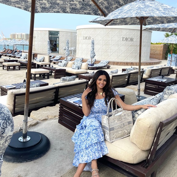 Malta gown by Caroline constas - Picture 2 of 2